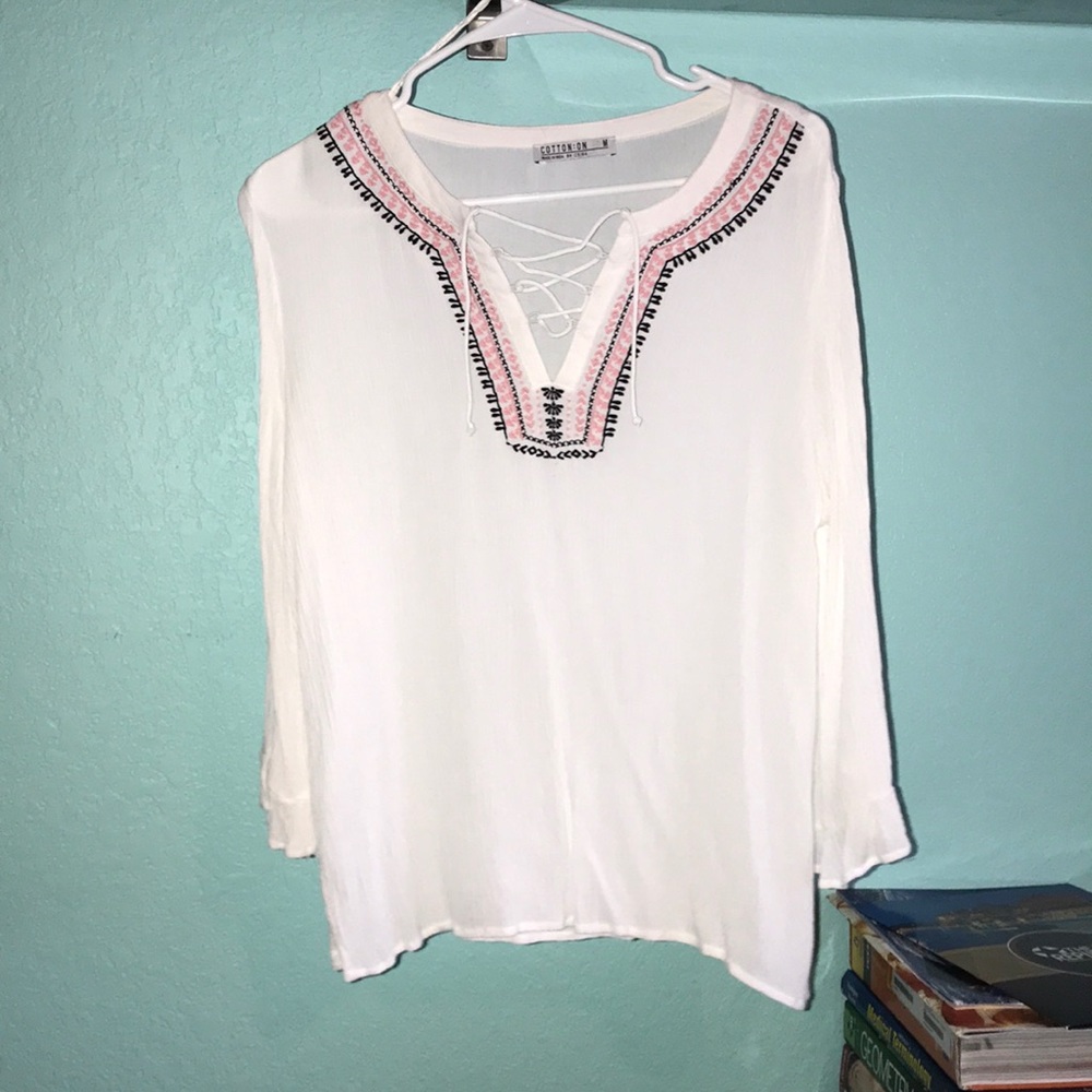 A white top